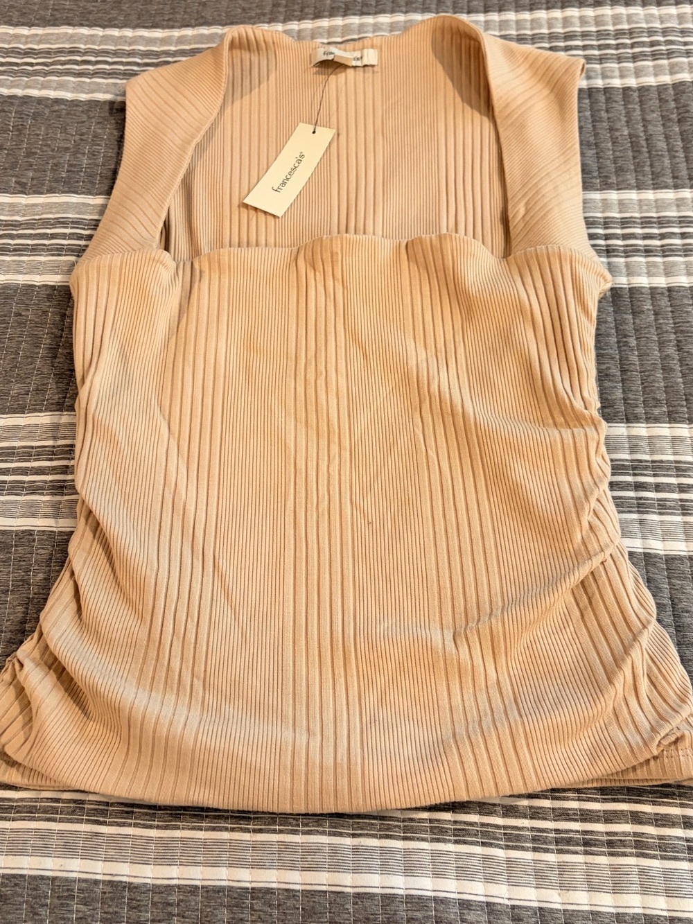 NWT Francescas Sleeveless Ribbed Tank Top in Beige - women’s Large